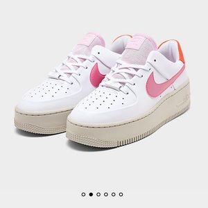 NIKE Air Force 1 Sage Low Sneakers